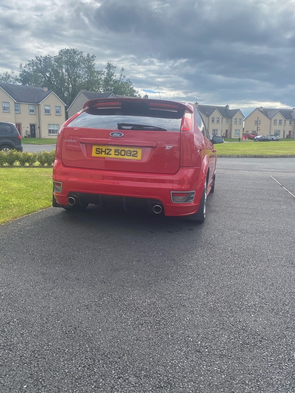 Ford Focus 2.5 ST-2 3dr in Tyrone