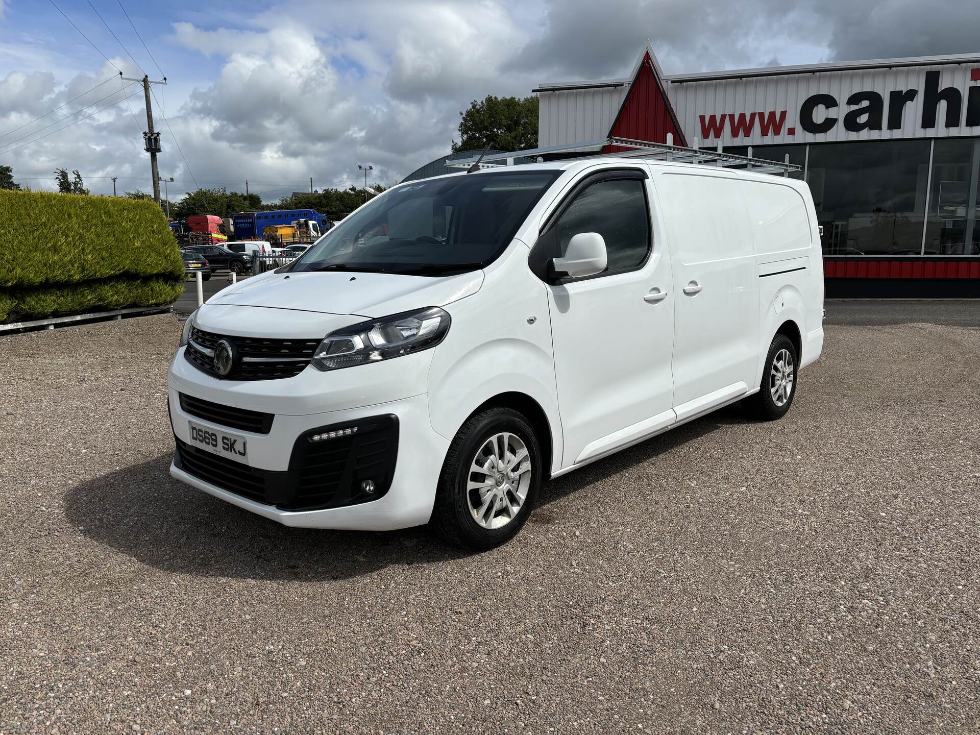 Vauxhall Vivaro L2 DIESEL in Derry / Londonderry