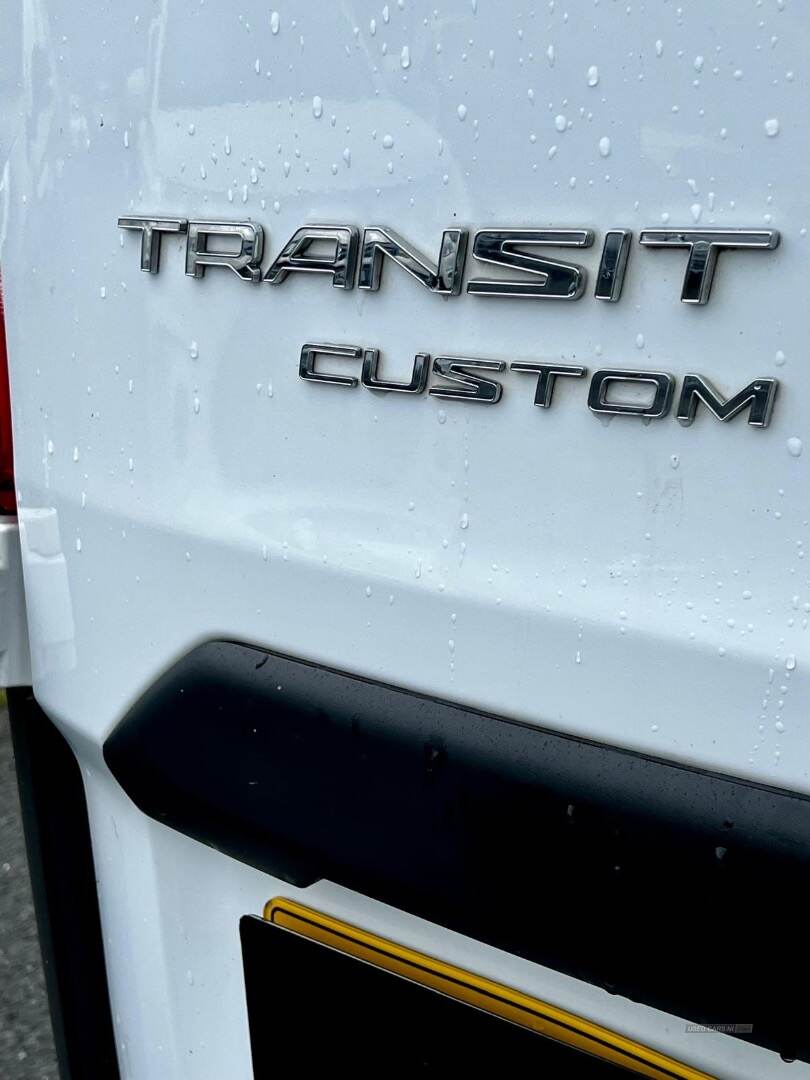 Ford Transit Custom 300 L1 DIESEL FWD in Down