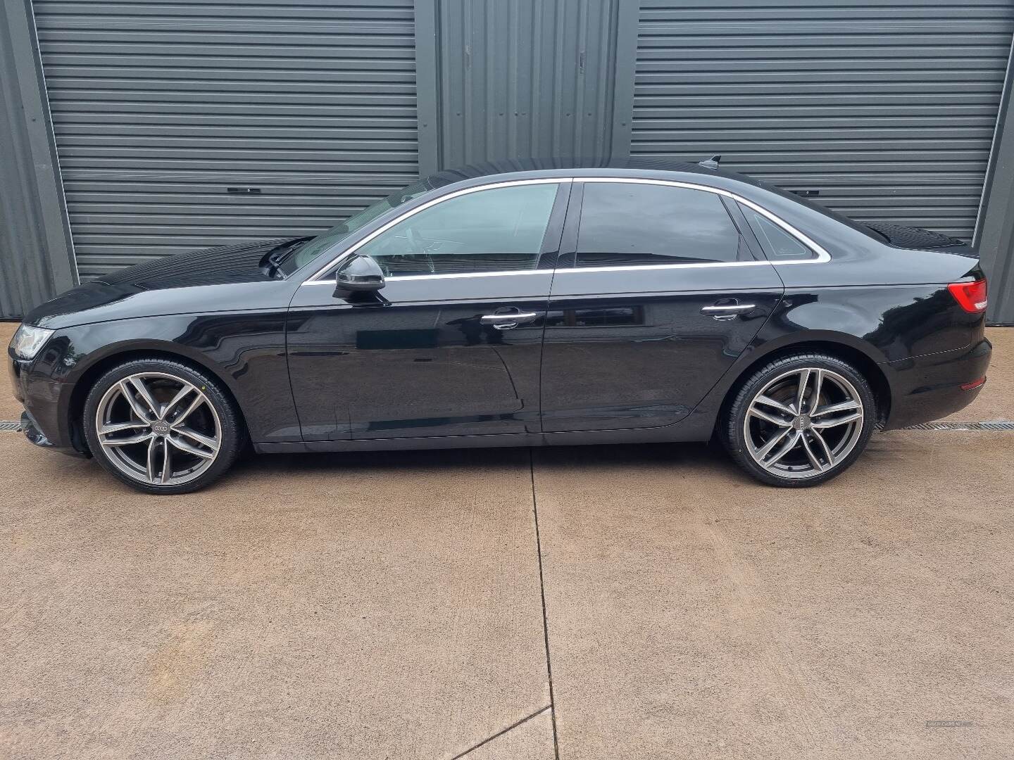 Audi A4 DIESEL SALOON in Tyrone