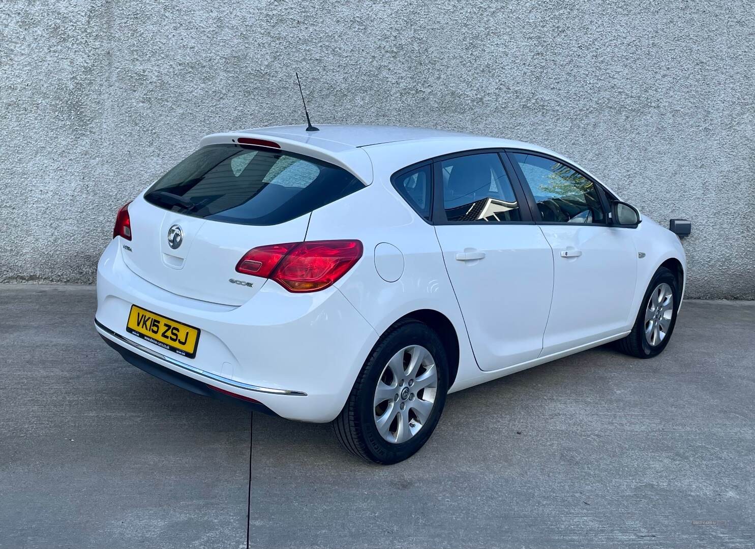 Vauxhall Astra DIESEL HATCHBACK in Tyrone