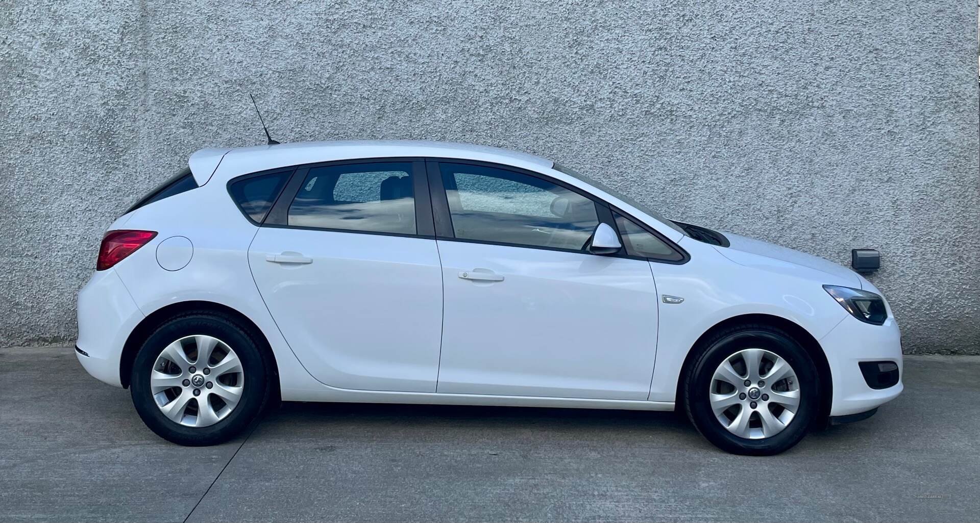 Vauxhall Astra DIESEL HATCHBACK in Tyrone