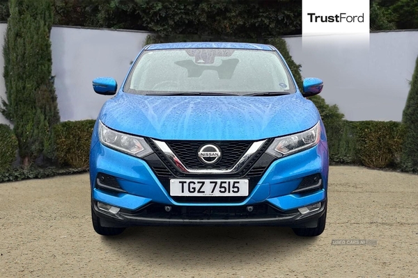 Nissan Qashqai DIG-T ACENTA PREMIUM DCT 5dr [Auto] **Full Service History** REVERSING CAMERA with FRONT & REAR SENSORS, SAT NAV, DUAL ZONE CLIMATE CONTROL, ECO MODE in Antrim