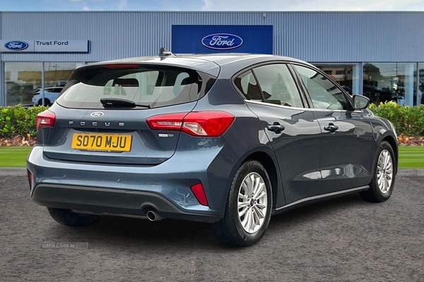 Ford Focus 1.0 EcoBoost Hybrid mHEV 125 Titanium Edition 5dr**HEATED SEATS - FRONT & REAR SENSORS - APPLE CARPLAY & ANDROID AUTO - HYBRID - LOW INSURANCE** in Antrim