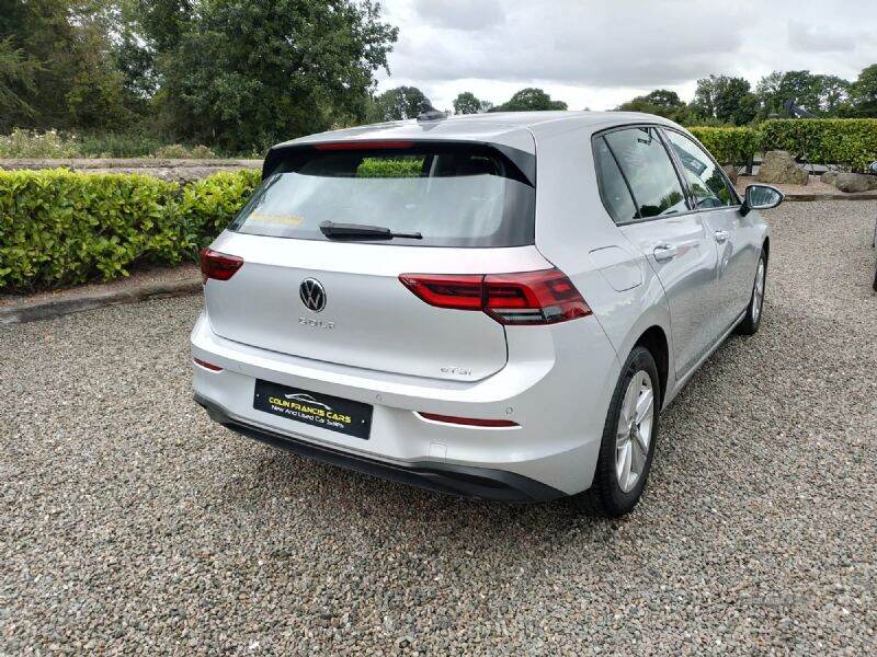 Jan 2021 Volkswagen Golf 1.5 eTSI 150 Life 5dr DSG