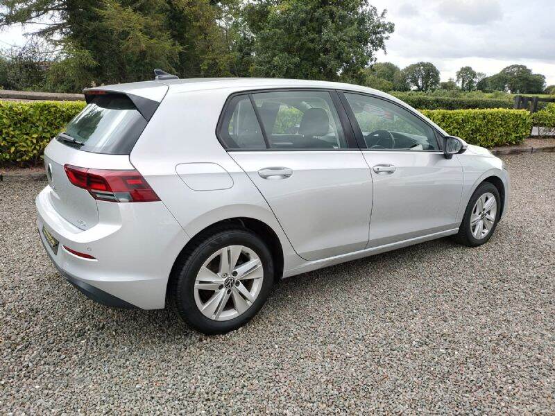 Jan 2021 Volkswagen Golf 1.5 eTSI 150 Life 5dr DSG
