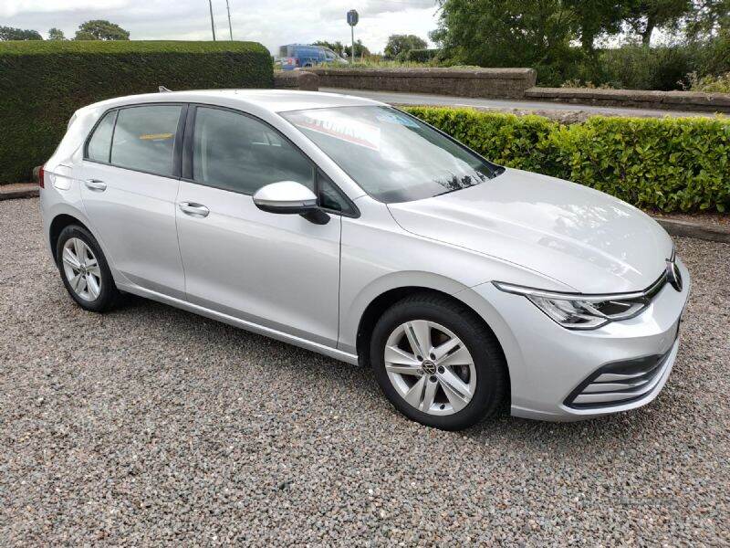 Jan 2021 Volkswagen Golf 1.5 eTSI 150 Life 5dr DSG