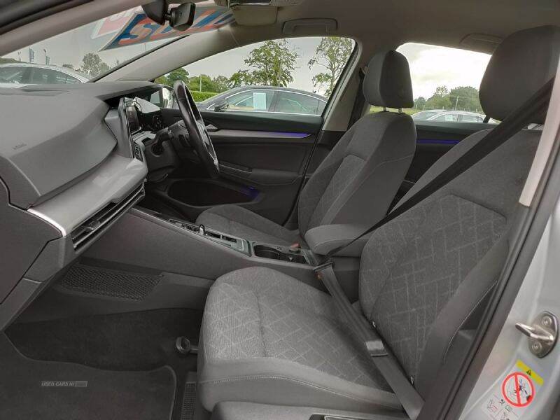 Jan 2021 Volkswagen Golf 1.5 eTSI 150 Life 5dr DSG