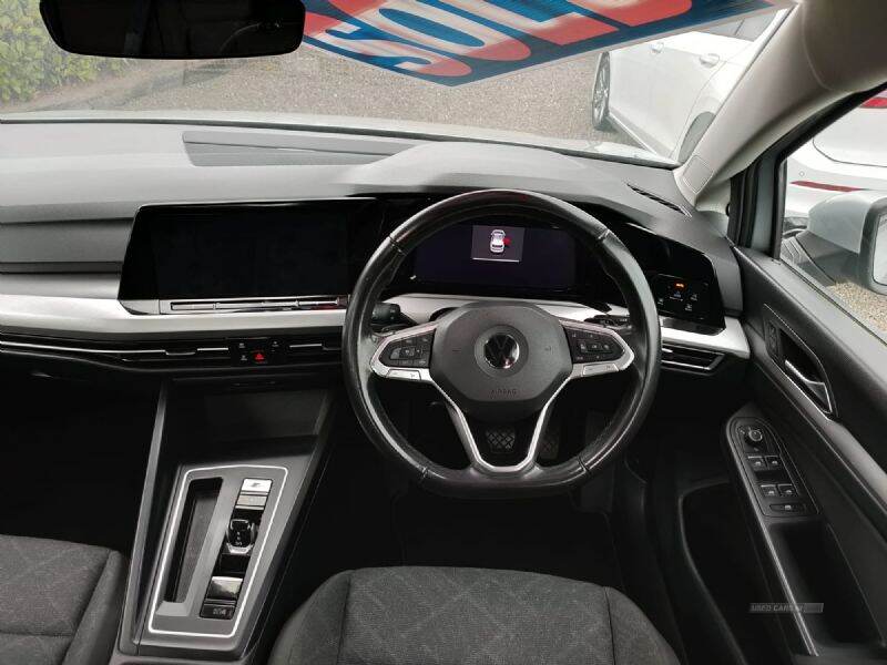 Jan 2021 Volkswagen Golf 1.5 eTSI 150 Life 5dr DSG