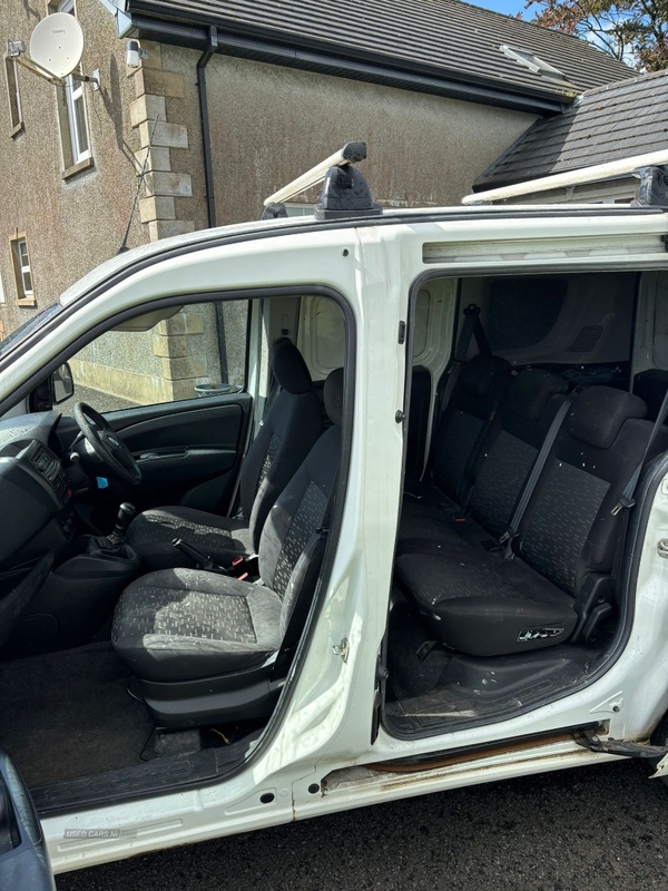 Vauxhall Combo L2 DIESEL in Derry / Londonderry