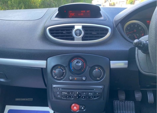 Renault Clio 1.2 16V I-Music 3dr in Antrim