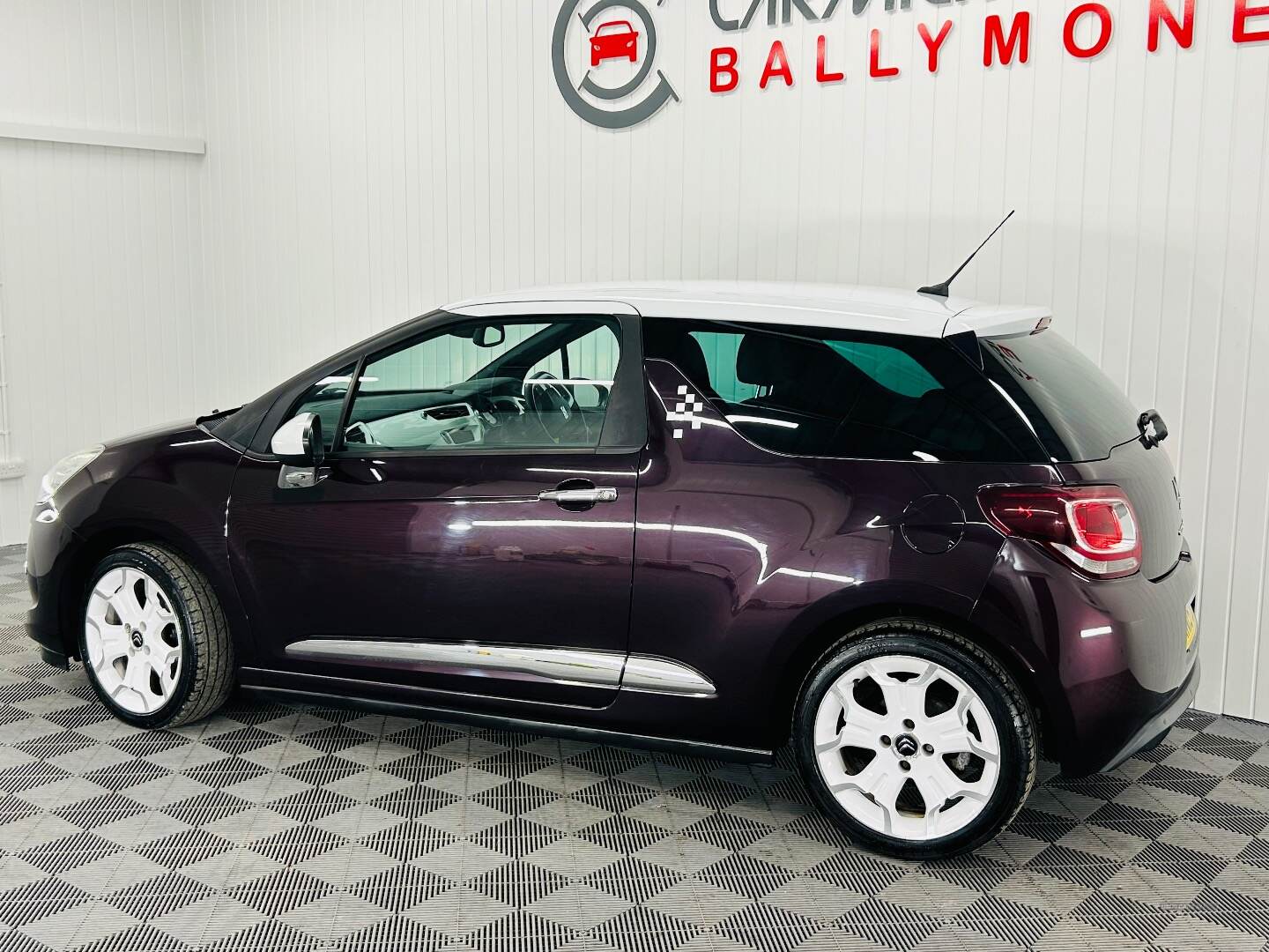 Citroen DS3 HATCHBACK SPECIAL EDITION in Antrim