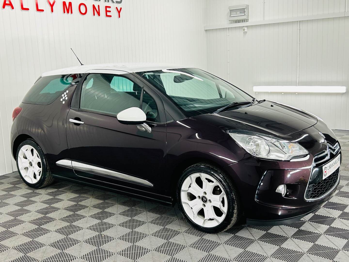 Citroen DS3 HATCHBACK SPECIAL EDITION in Antrim