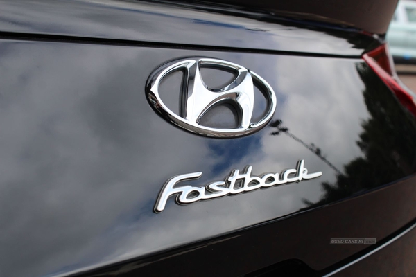 Hyundai i30 Fastback Premium 1.4 T-GDI Auto in Antrim