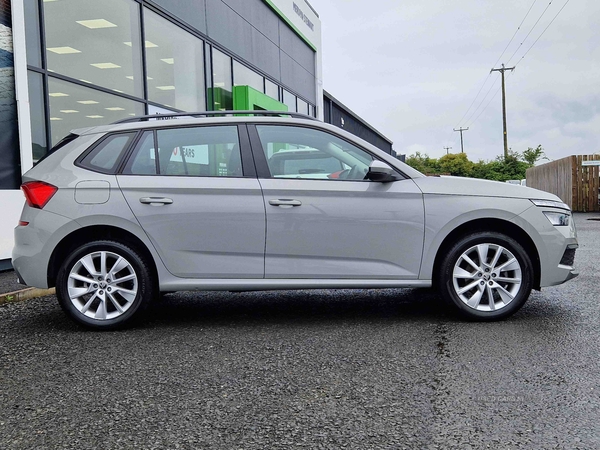 Skoda Kamiq 1.0 TSI 95 SE 5dr in Down