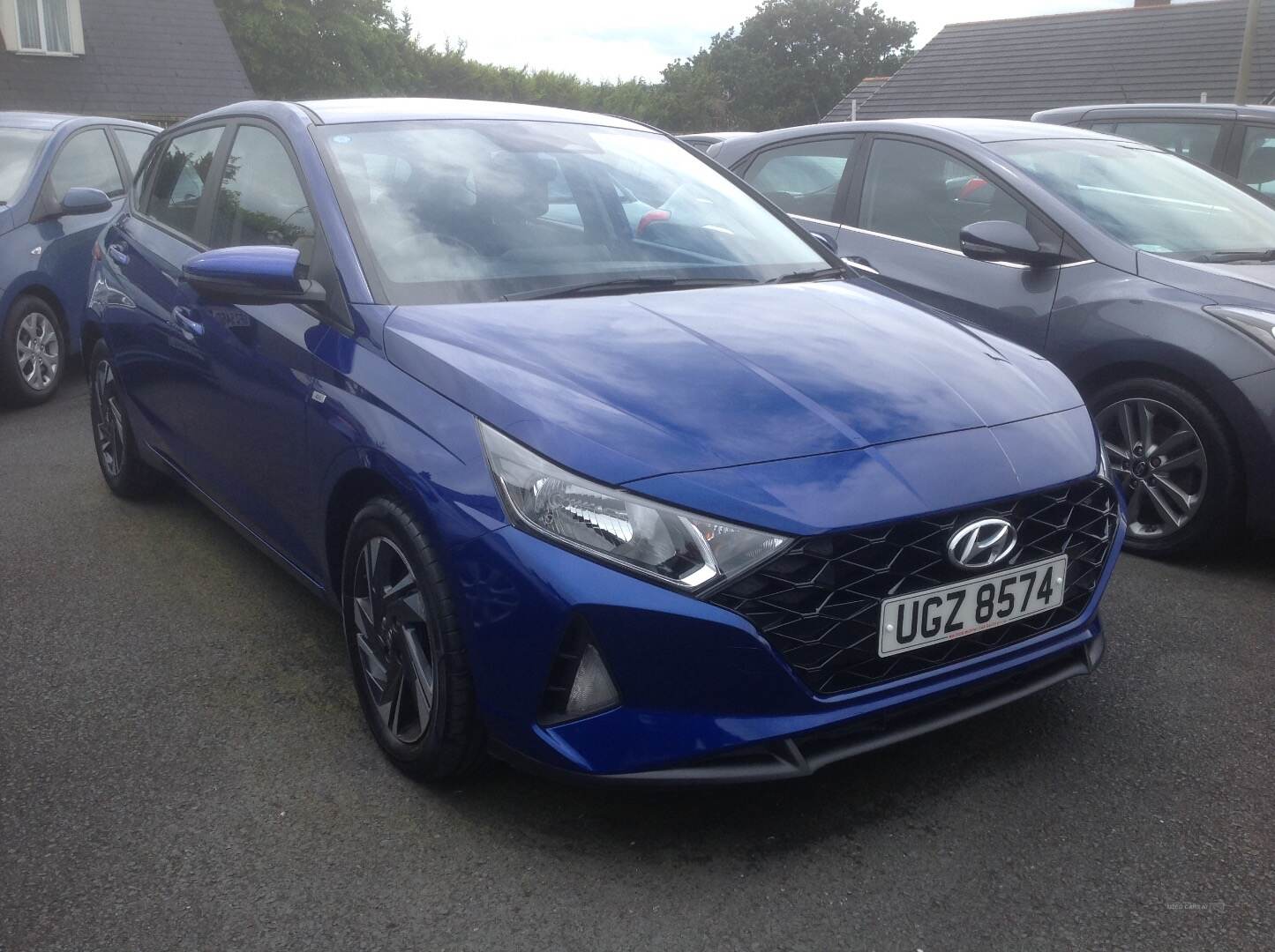 Hyundai i20 HATCHBACK in Down