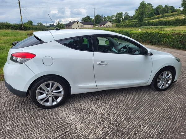 Renault Megane COUPE in Armagh