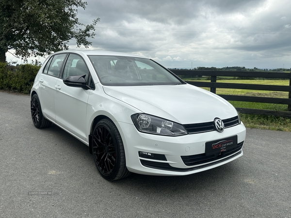 Volkswagen Golf DIESEL HATCHBACK in Armagh