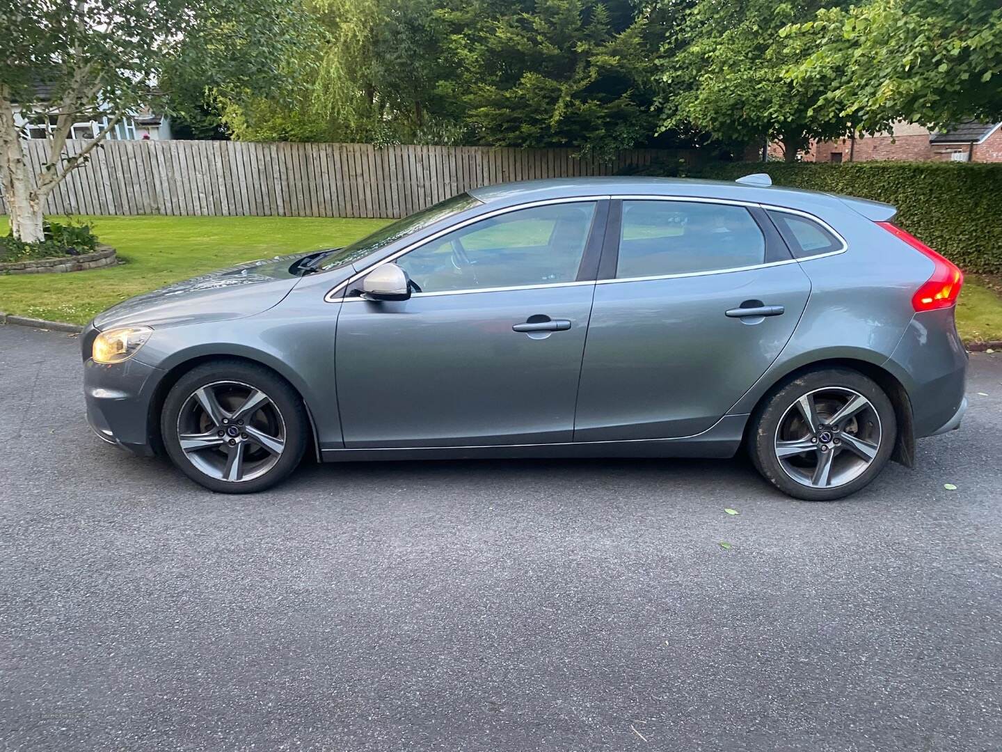 Volvo V40 DIESEL HATCHBACK in Tyrone