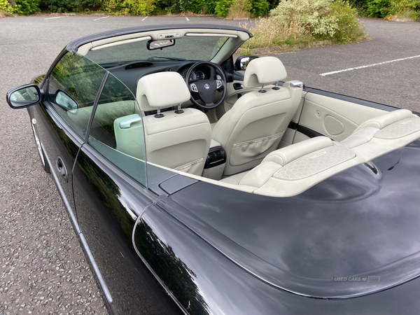 SAAB 9-3 CONVERTIBLE in Down