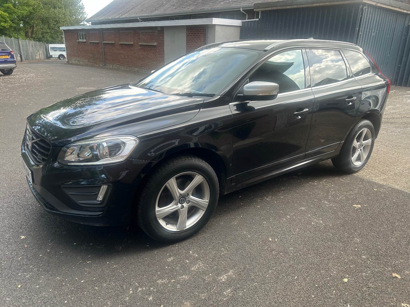 Volvo XC60 DIESEL ESTATE in Derry / Londonderry