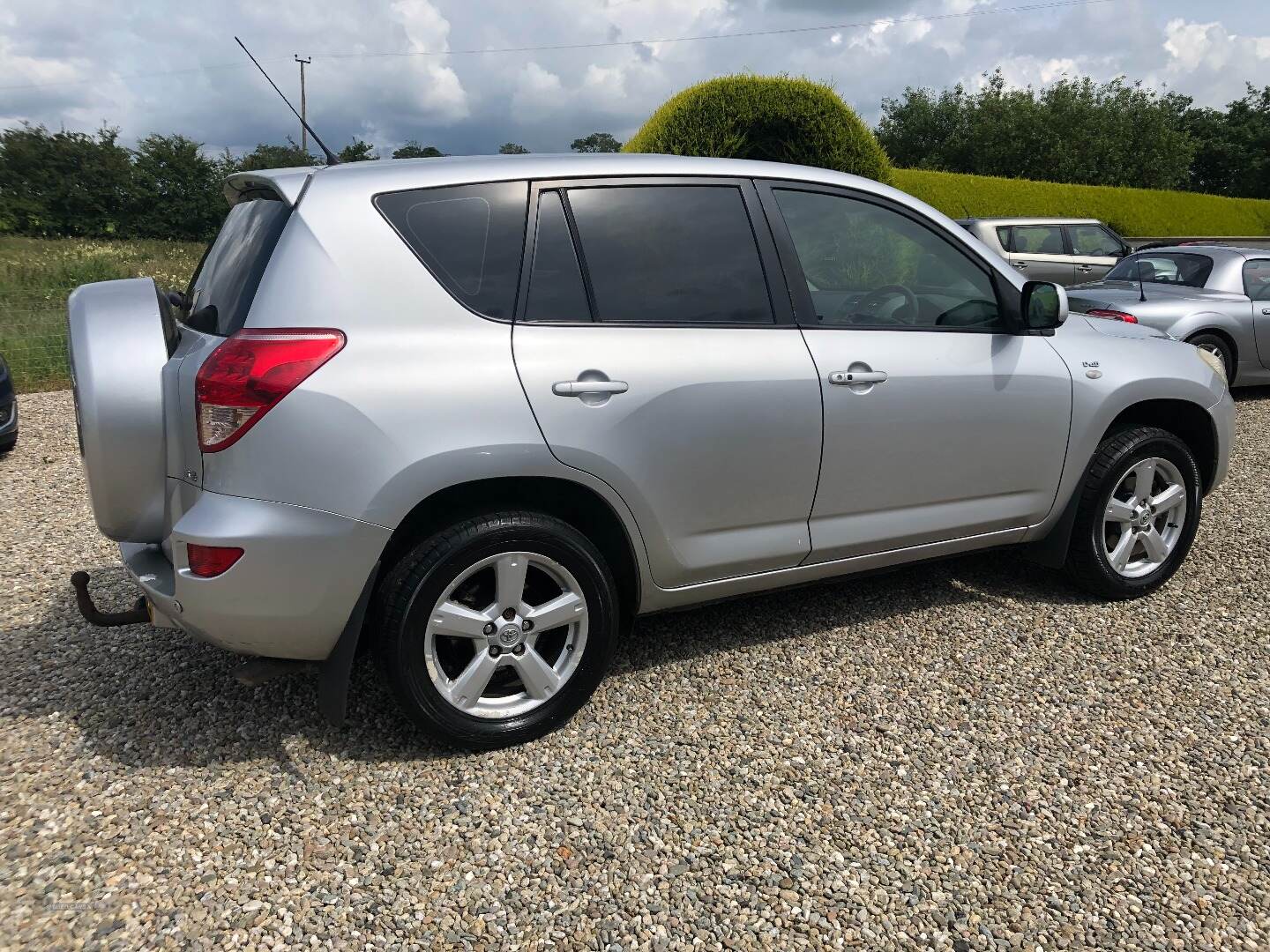 Toyota RAV4 DIESEL ESTATE in Antrim