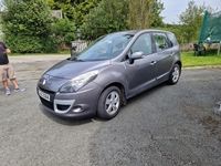Renault Scenic 1.5 dCi 110 Dynamique TomTom 5dr in Down