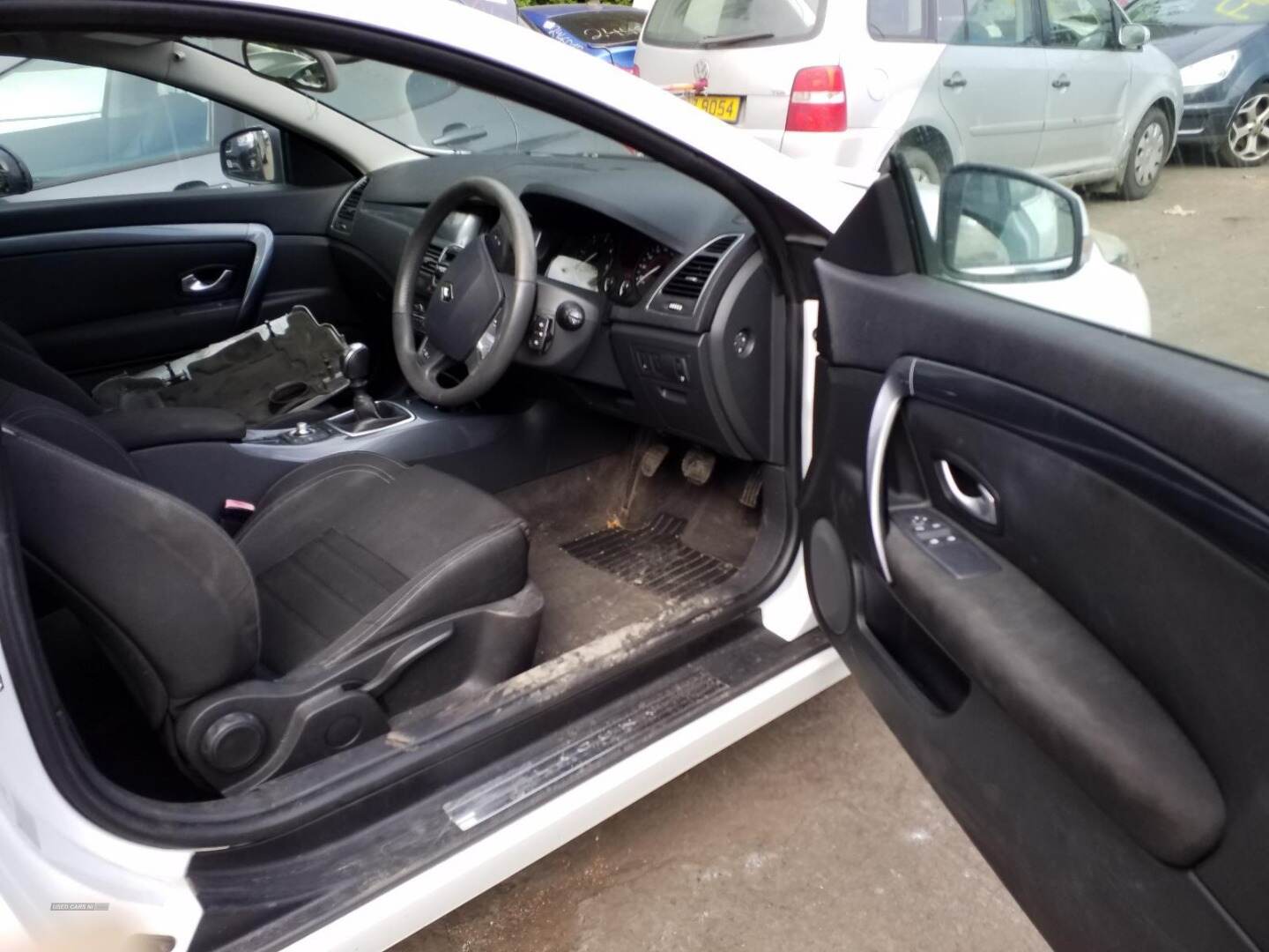 Mar 2011 Renault Laguna 2.0 dCi 150 Dynamique TomTom 3dr