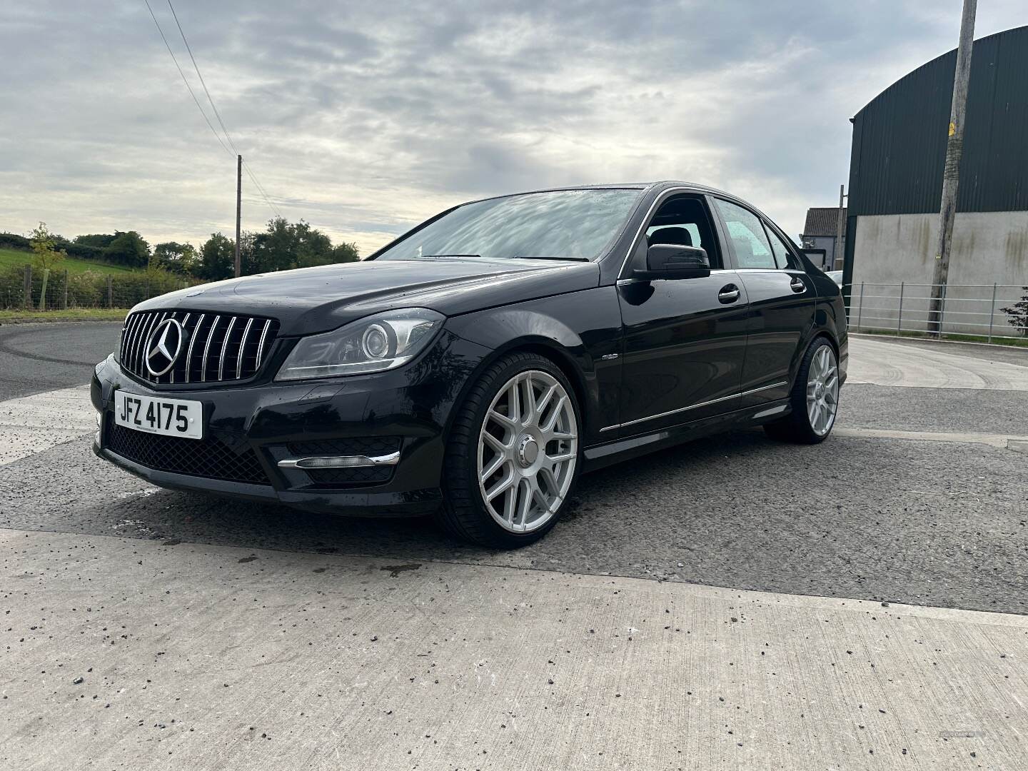 Mercedes C-Class SALOON in Down