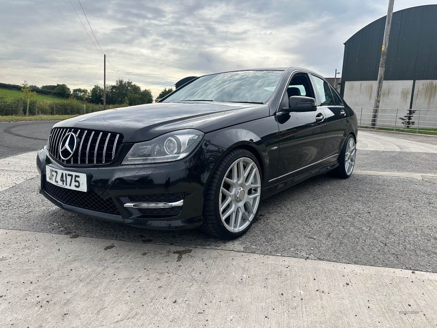 Mercedes C-Class SALOON in Down