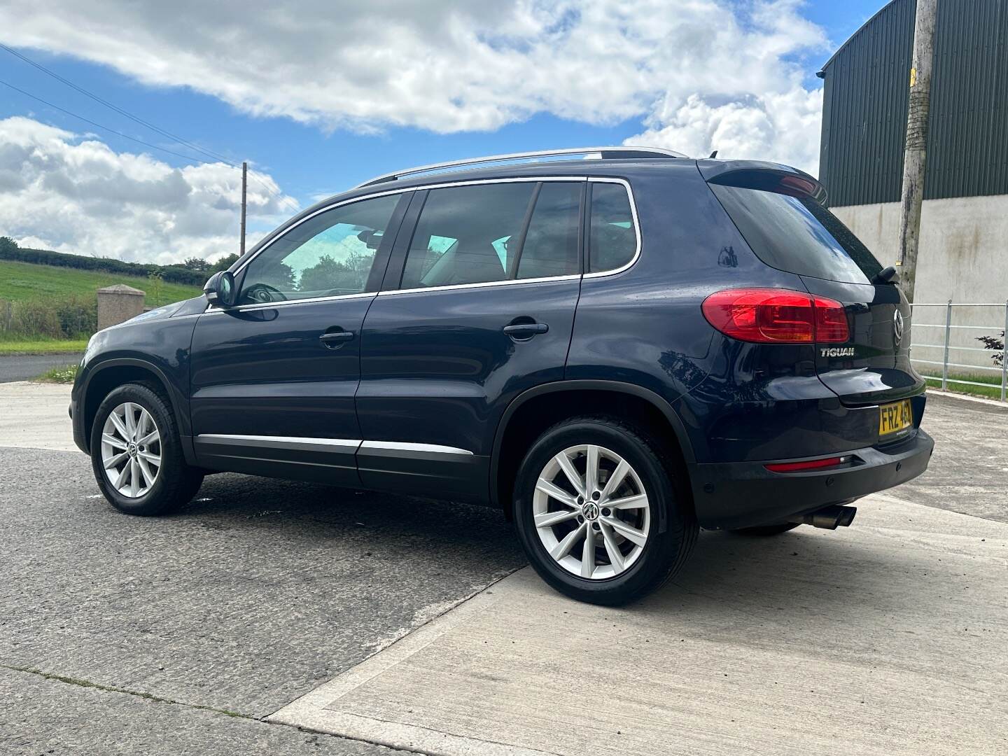 Volkswagen Tiguan DIESEL ESTATE in Down