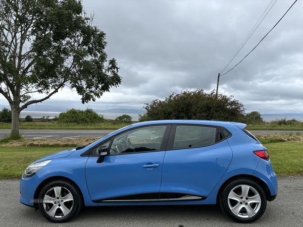 Renault Clio HATCHBACK in Derry / Londonderry