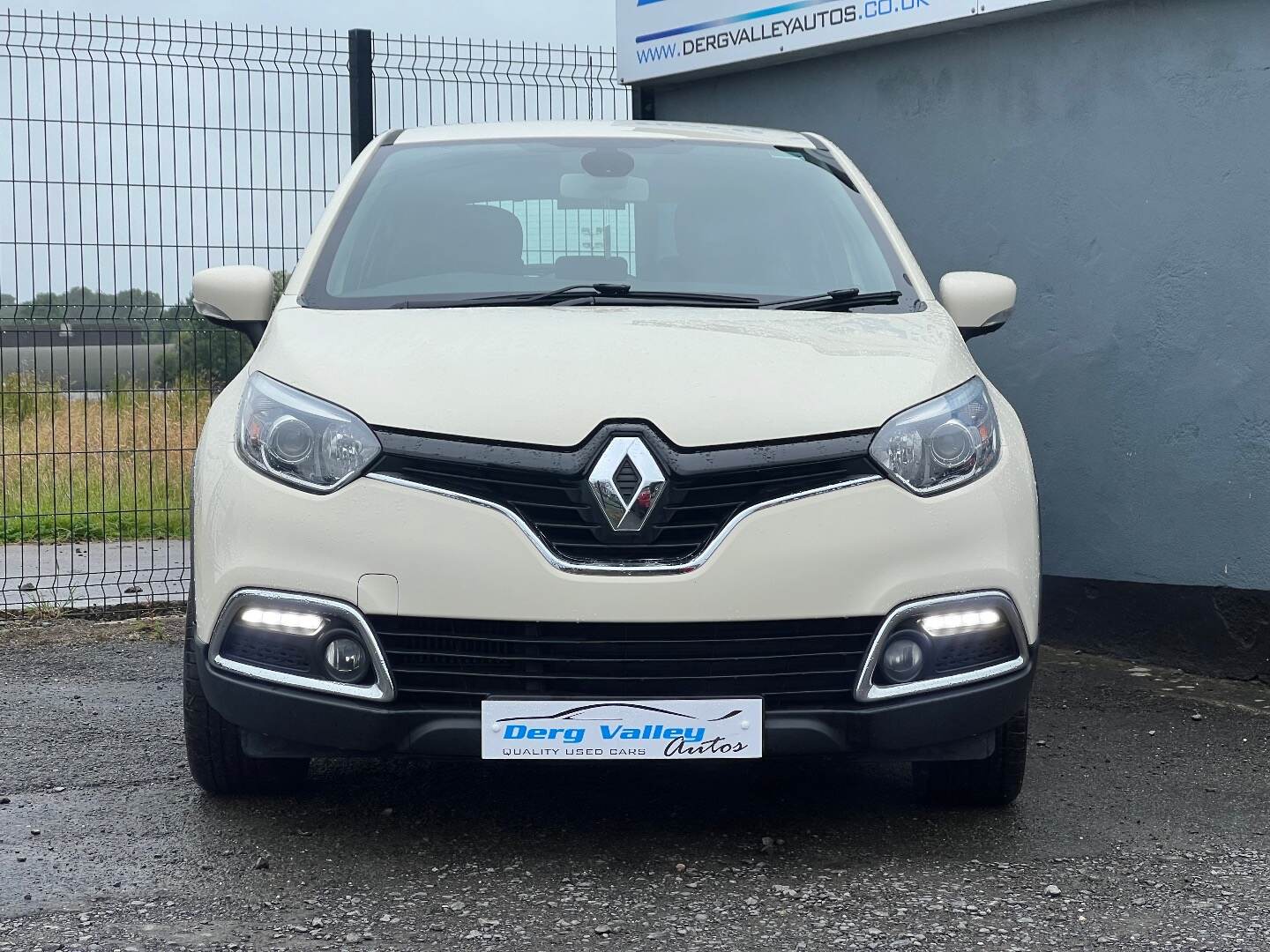 Renault Captur DIESEL HATCHBACK in Tyrone