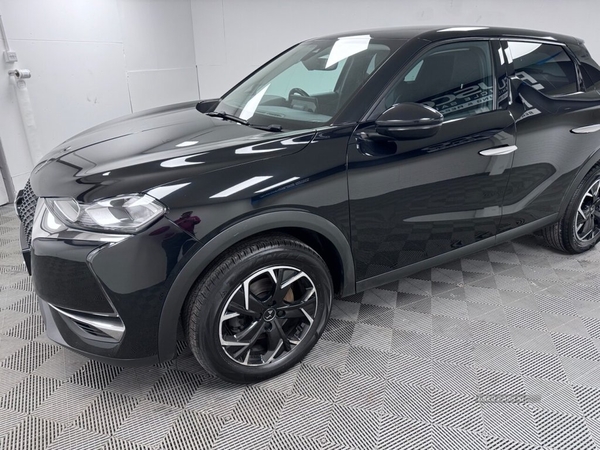 DS DS3 CROSSBACK 1.2 PURETECH PRESTIGE S/S EAT8 5d 129 BHP FULL LEATHER, CRUISE CONTROL in Down