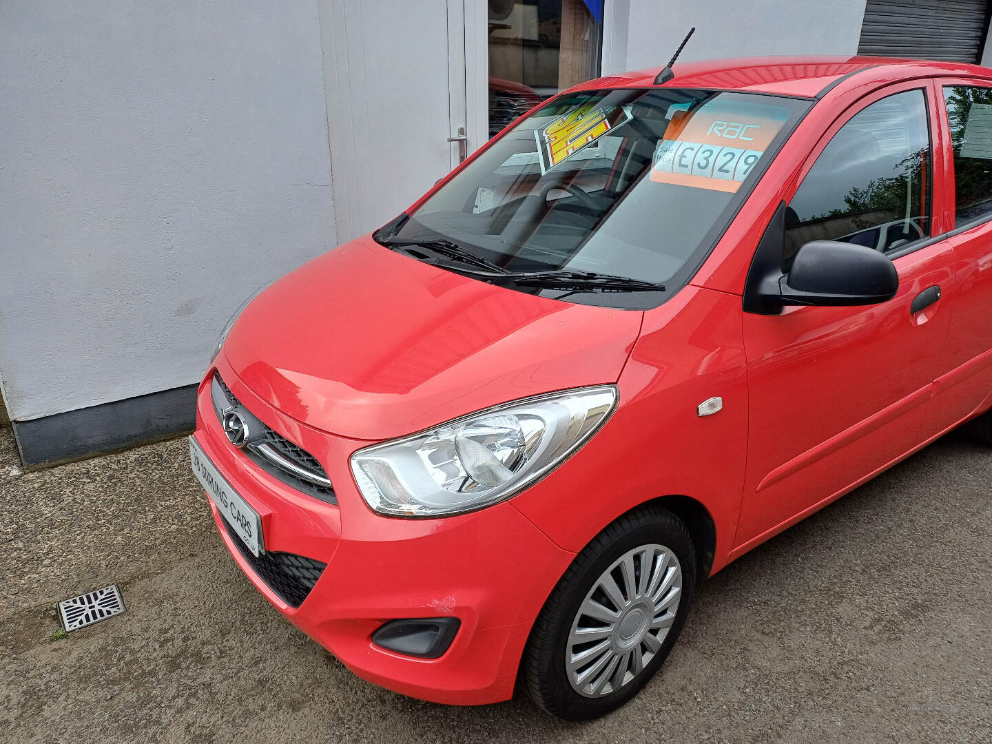 Hyundai i10 HATCHBACK in Antrim