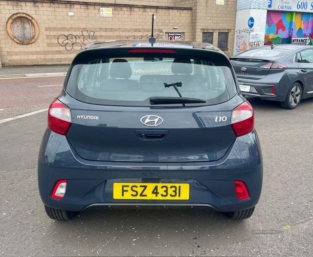 Hyundai i10 HATCHBACK in Down