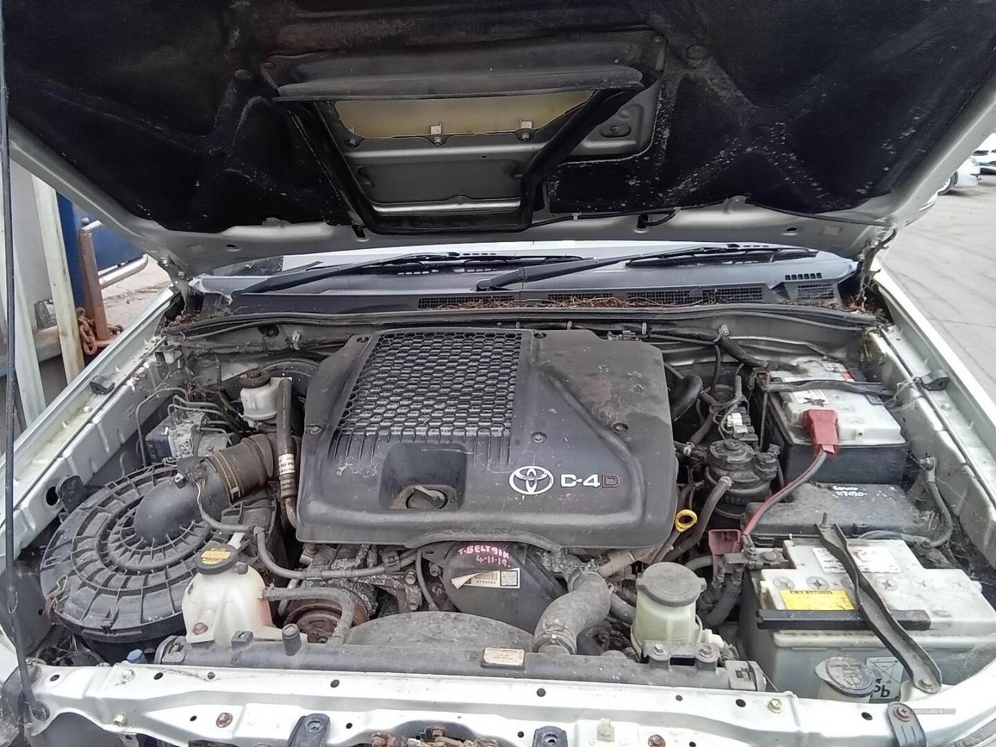 Dec 2013 Toyota Hilux Invincible D/Cab Pick Up 3.0 D-4D 4WD 171