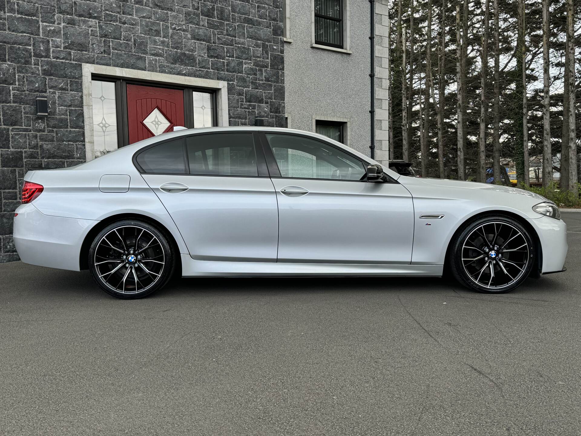 BMW 5 Series DIESEL SALOON in Antrim