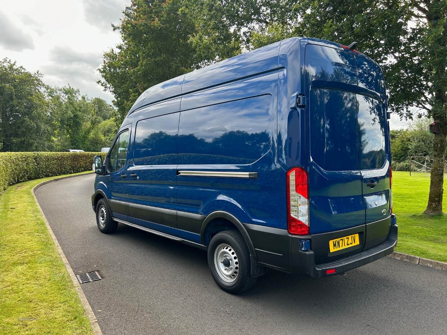 Ford Transit 350 L2 DIESEL RWD in Derry / Londonderry