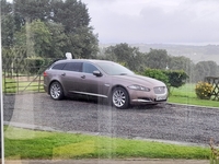 Jaguar XF 3.0d V6 Premium Luxury 5dr Auto in Down