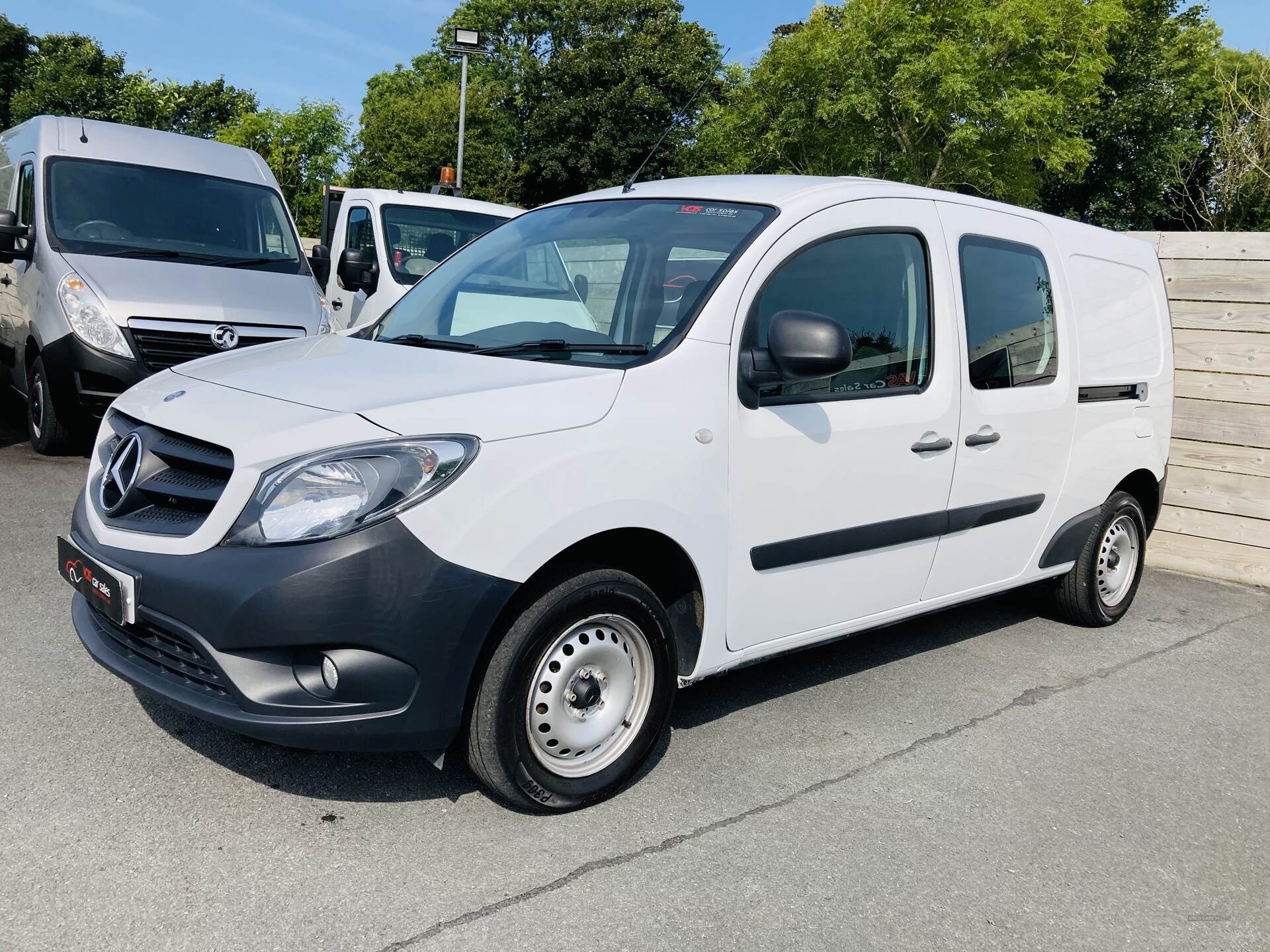 Mercedes Citan EXTRA LONG DIESEL in Down