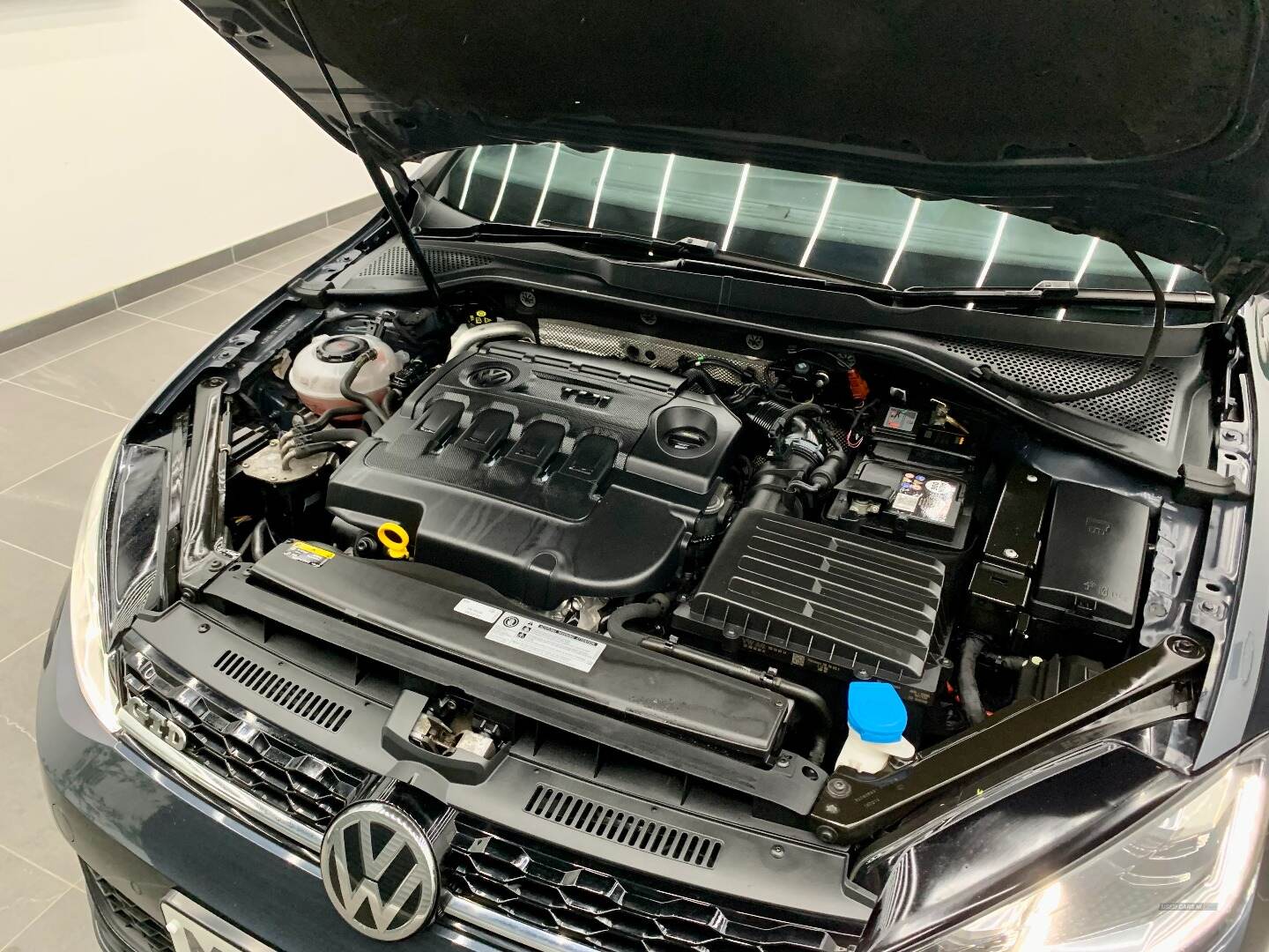 Volkswagen Golf DIESEL HATCHBACK in Derry / Londonderry