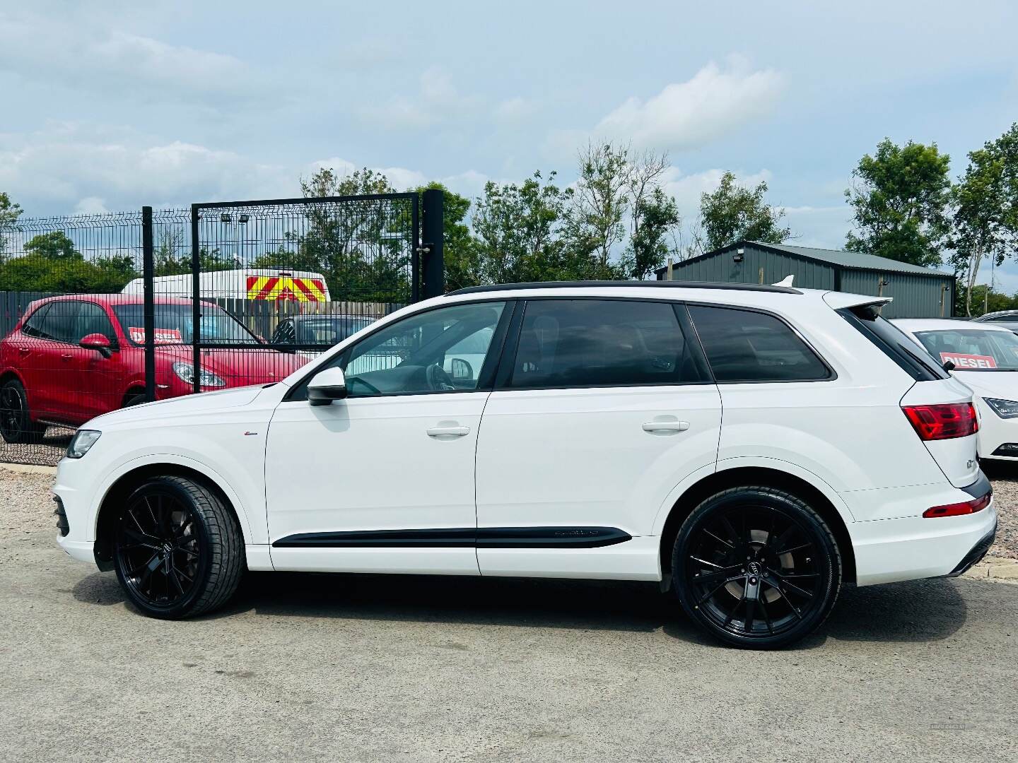 Audi Q7 DIESEL ESTATE in Antrim