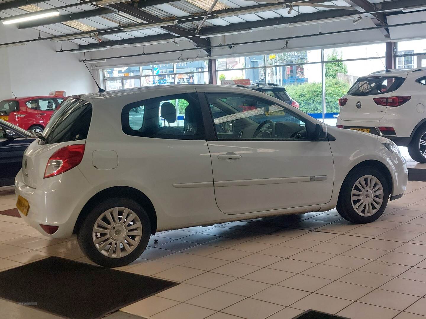 Renault Clio HATCHBACK in Antrim