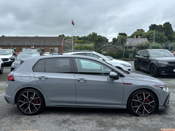 Volkswagen Golf HATCHBACK in Down