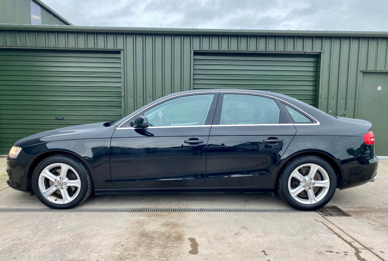 Audi A4 DIESEL SALOON in Armagh