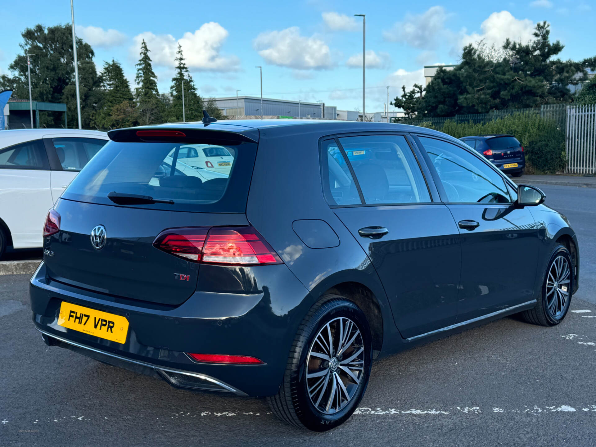 Volkswagen Golf DIESEL HATCHBACK in Down