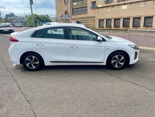 Hyundai Ioniq HATCHBACK in Down