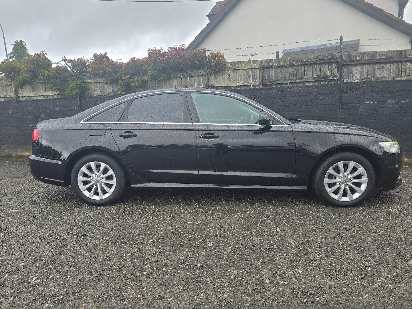 Audi A6 Ultra in Down