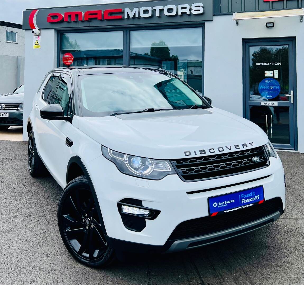 Land Rover Discovery Sport HSE BLACK in Tyrone